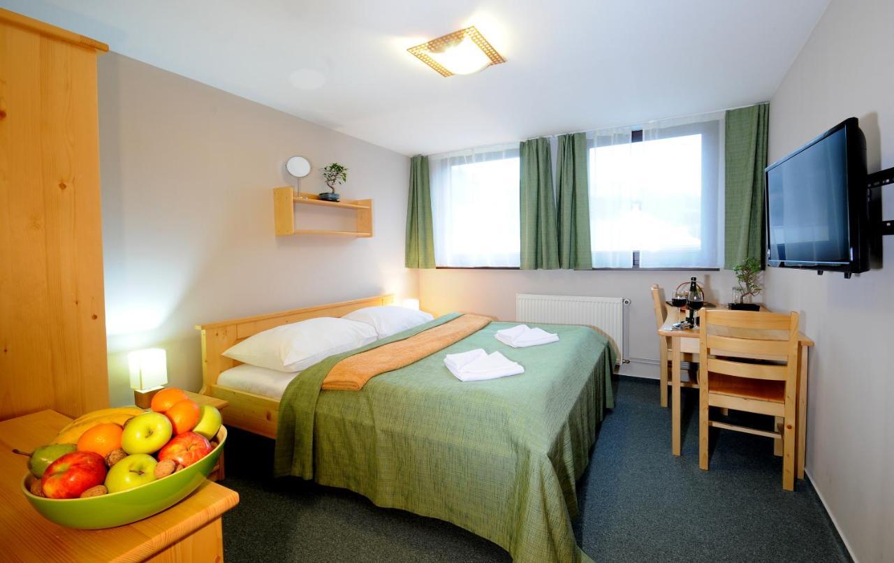 Penzion Adika Mýto pod Ďumbierom Kamer foto